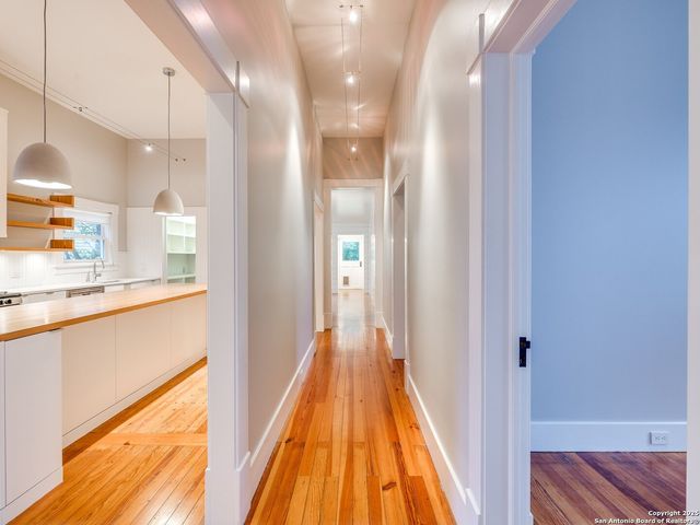 302 Cedar, San Antonio, TX 78210