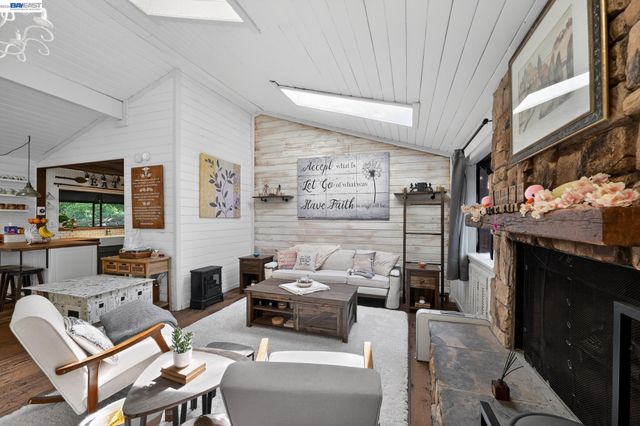 2989 Singalong Way, Sunol, CA 94586
