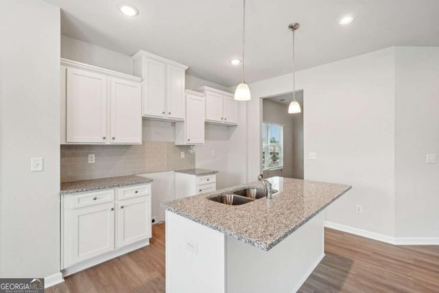 3014 Viewpark Circle, Conyers, GA 30013