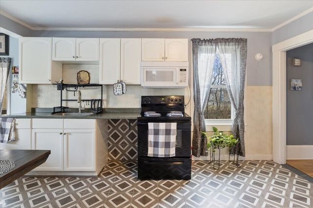 197 Bedford Street, Abington, MA 02351