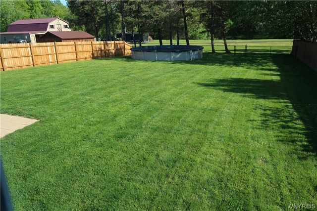 1545 Evergreen Drive, Hamburg, NY 14085