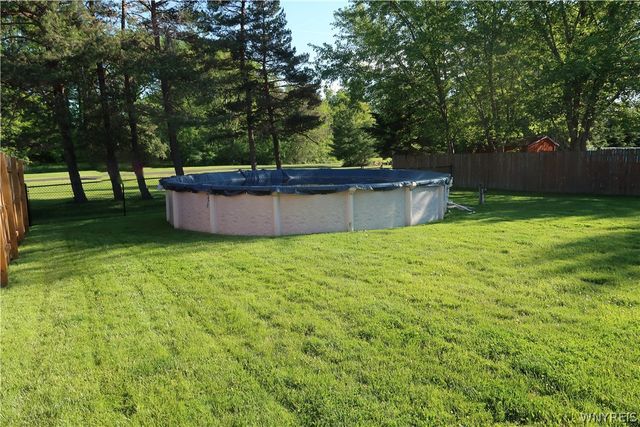 1545 Evergreen Drive, Hamburg, NY 14085