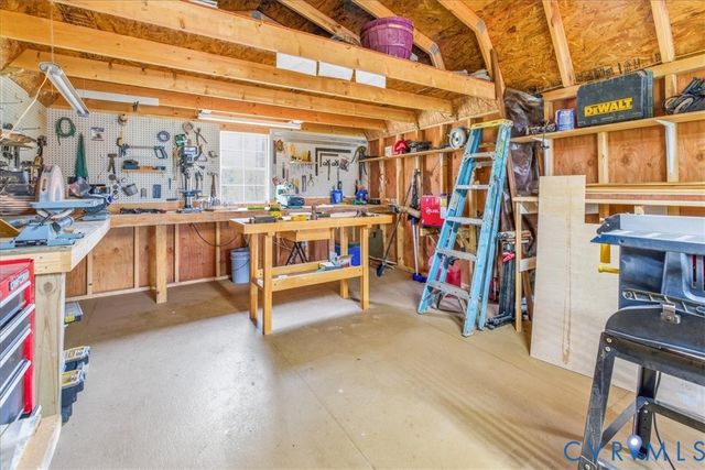 11160 Kimages Rd, Charles City, VA 23030