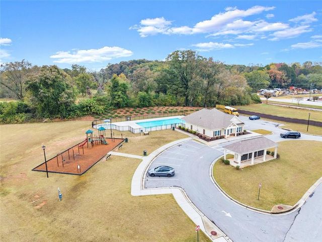 69 EMBRY Boulevard, Pendergrass, GA 30567