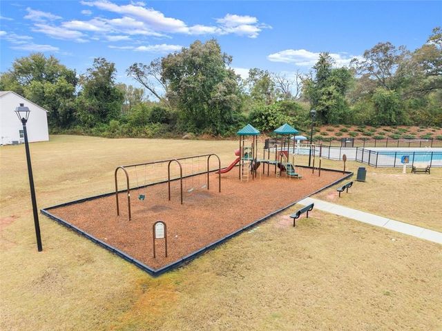 69 EMBRY Boulevard, Pendergrass, GA 30567