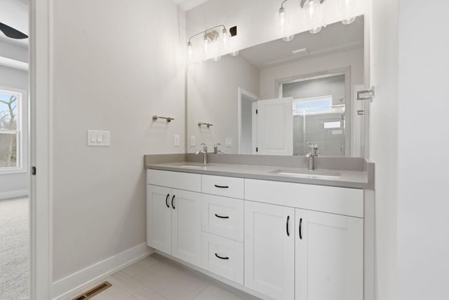 73 Corsica Way, Delaware, OH 43015