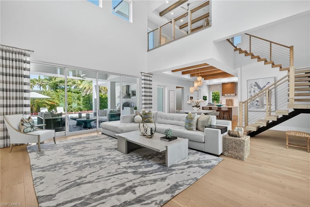 405 7TH AVE N, NAPLES, FL 34102 — photo 2