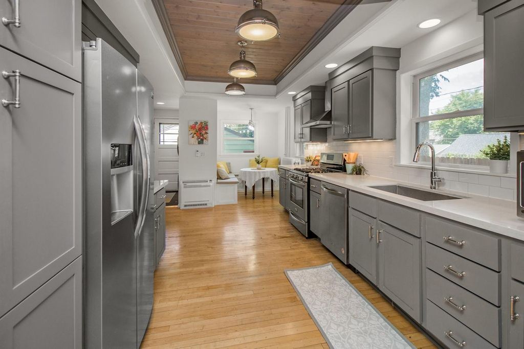 1031 Saint Clair Avenue, Saint Paul, MN 55105 — exterior