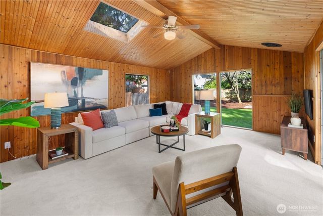 1828 NE 171st Street, Shoreline, WA 98155