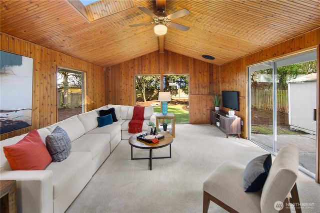 1828 NE 171st Street, Shoreline, WA 98155