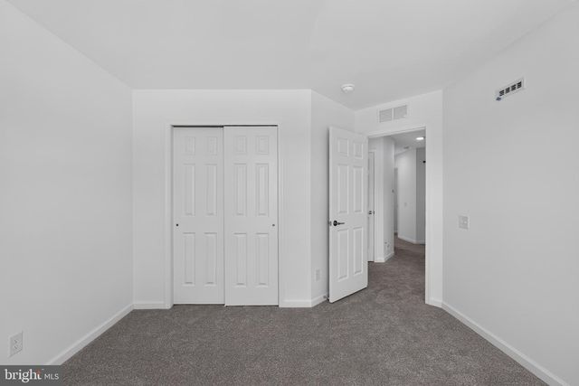 51 CHAUCER CT, Levittown, PA 19057