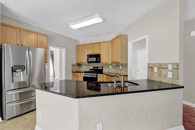9815 Settlers Lane, Gainesville, GA 30506
