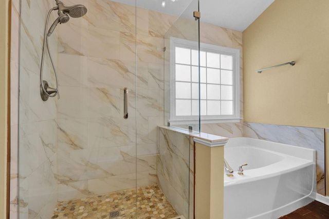 9815 Settlers Lane, Gainesville, GA 30506