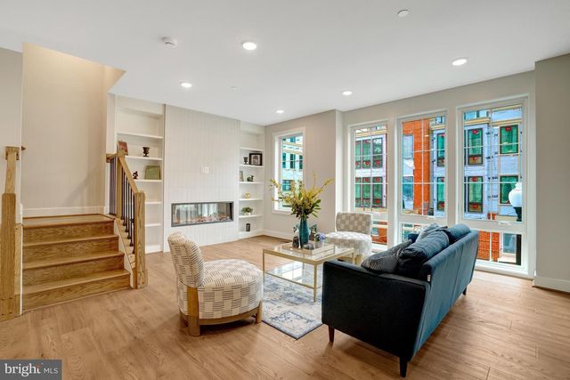 2605 FALL LINE ST, Alexandria, VA 22301