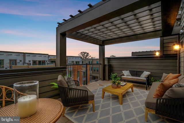 2605 FALL LINE ST, Alexandria, VA 22301