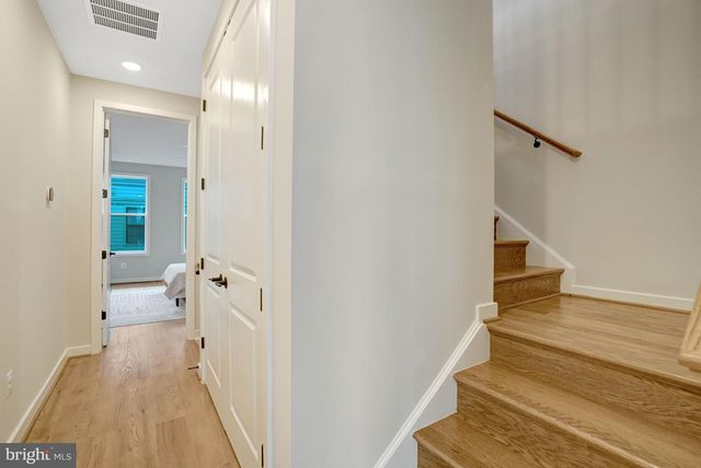 2605 FALL LINE ST, Alexandria, VA 22301