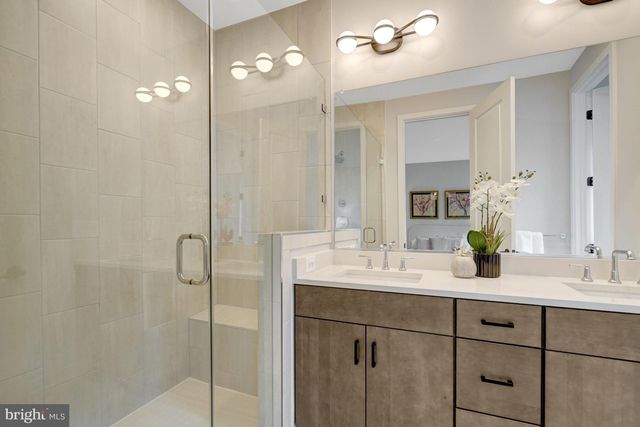 2605 FALL LINE ST, Alexandria, VA 22301