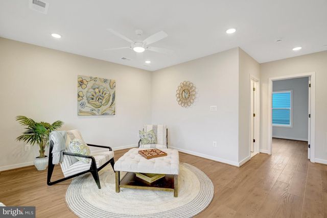 2605 FALL LINE ST, Alexandria, VA 22301