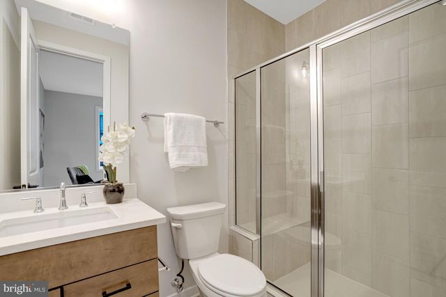 2605 FALL LINE ST, Alexandria, VA 22301