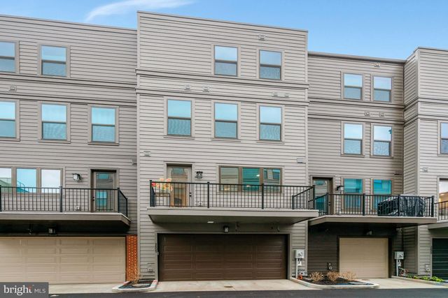 2605 FALL LINE ST, Alexandria, VA 22301