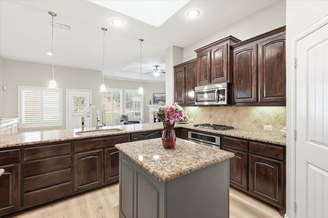 10329 Roatan Trail, Fort Worth, TX 76244