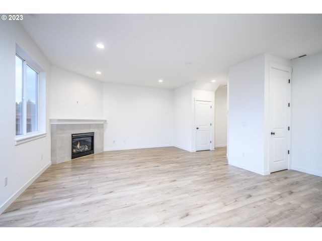 11613 Se MAJESTIC FALLS Ave LT 768, Happy Valley, OR 97086