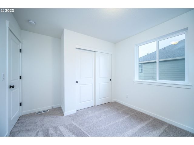 11613 Se MAJESTIC FALLS Ave LT 768, Happy Valley, OR 97086