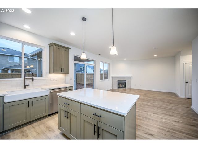 11613 Se MAJESTIC FALLS Ave LT 768, Happy Valley, OR 97086