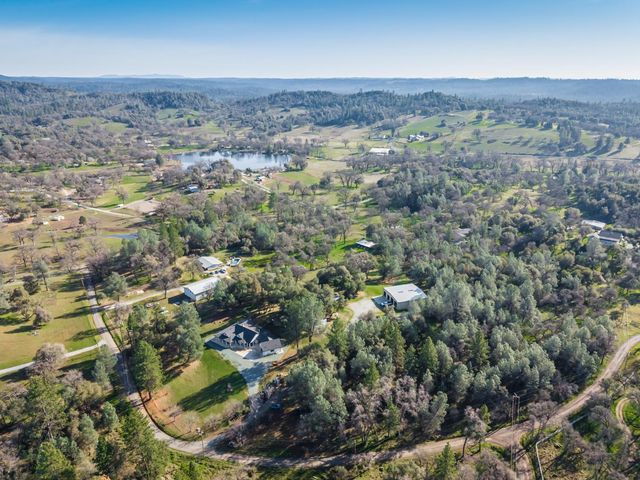 3000 Springhill Rd, Somerset, CA 95684