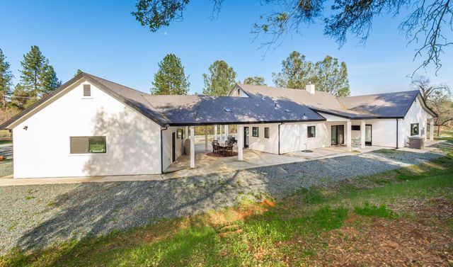 3000 Springhill Rd, Somerset, CA 95684