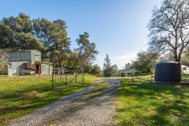 3000 Springhill Rd, Somerset, CA 95684