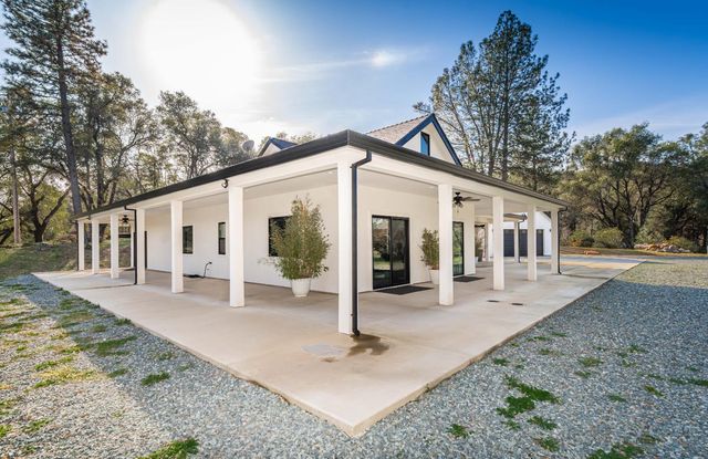 3000 Springhill Rd, Somerset, CA 95684