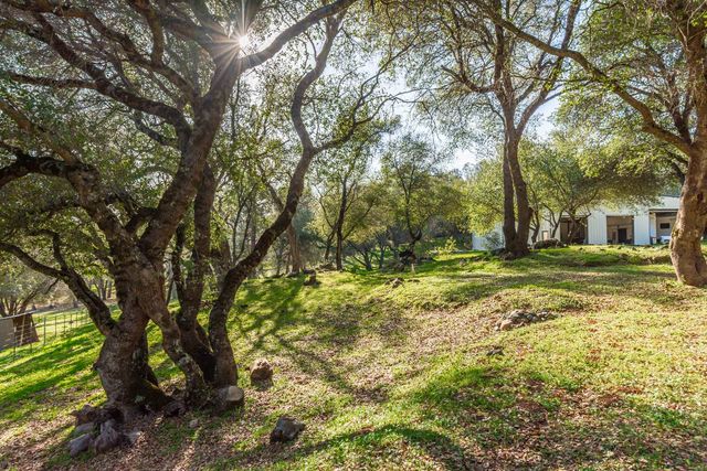 3000 Springhill Rd, Somerset, CA 95684