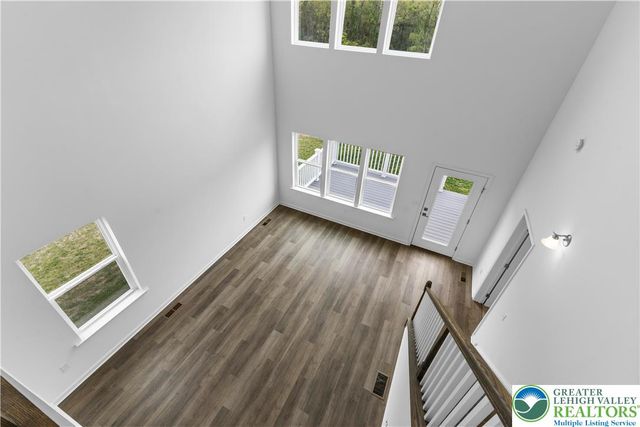 117 Timber Trail 56, Palmer Twp, PA 18045