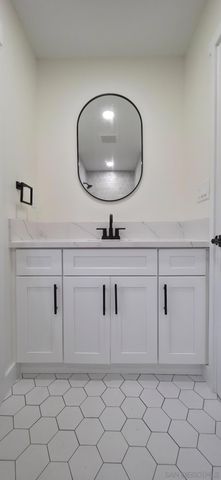 3006 Yonge St, San Diego, CA 92106