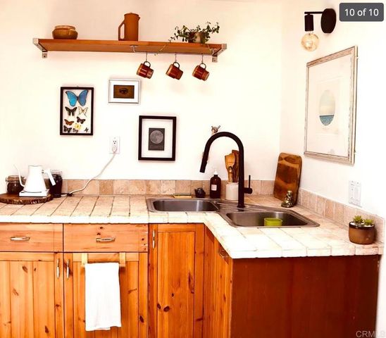 1034 3rd Street, Encinitas, CA 92024