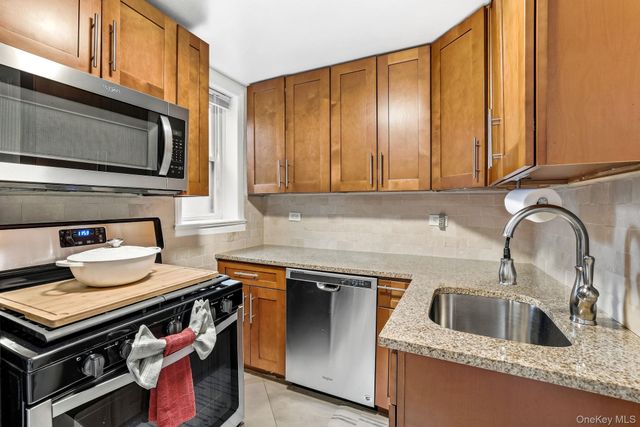 253 S Broadway 253, Tarrytown, NY 10591