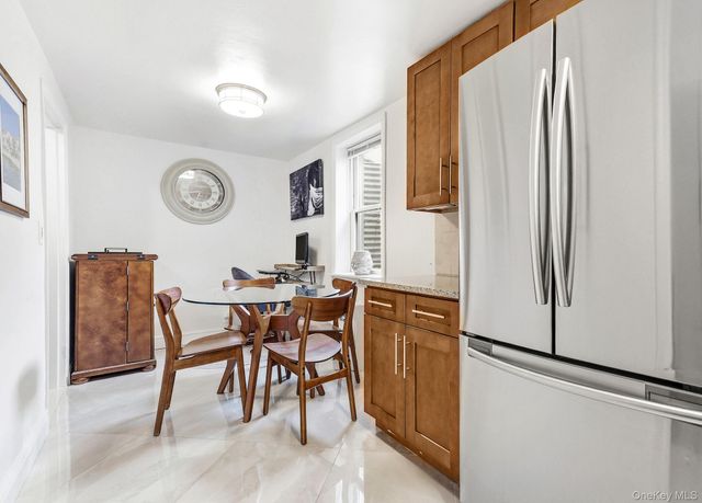 253 S Broadway 253, Tarrytown, NY 10591