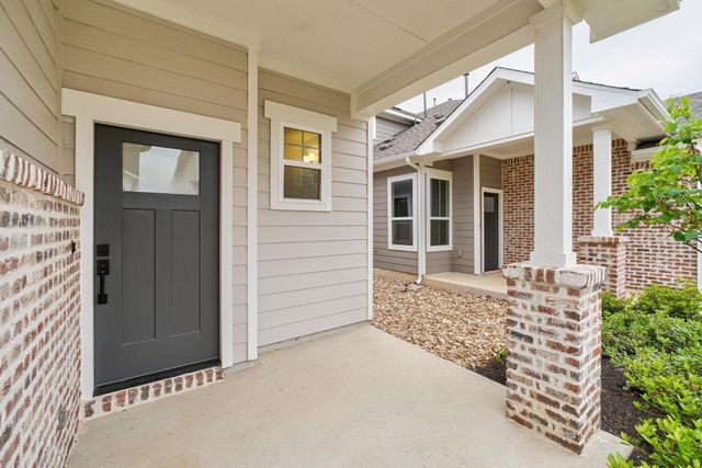 501 Orleanian DR A, Buda, TX 78610