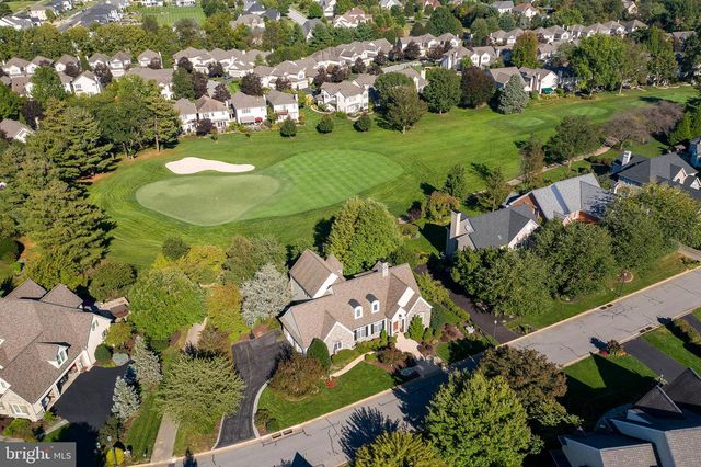 817 WOODFIELD DR, Lititz, PA 17543