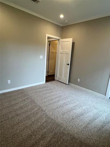 850 Chamberlin RD, Dale, TX 78616