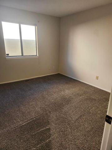 8805 Yankee Drive NE, Albuquerque, NM 87109