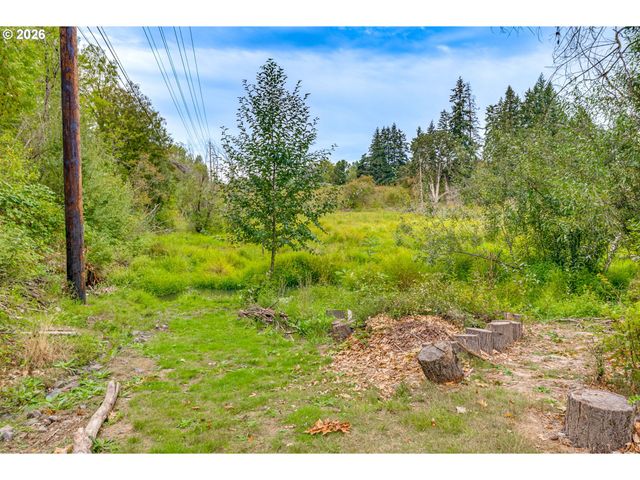 11990 Sw CORBY Dr 16, Portland, OR 97225