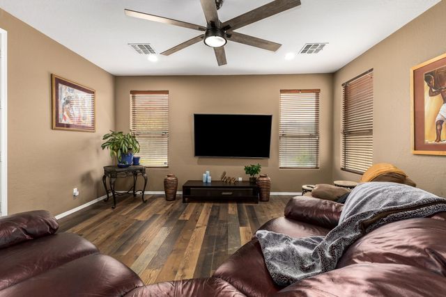 1817 E Beautiful Lane, Phoenix, AZ 85042