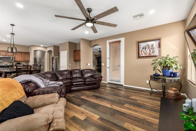 1817 E Beautiful Lane, Phoenix, AZ 85042