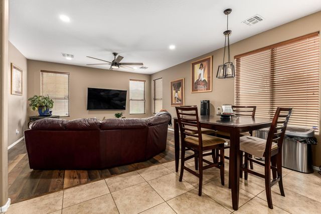 1817 E Beautiful Lane, Phoenix, AZ 85042