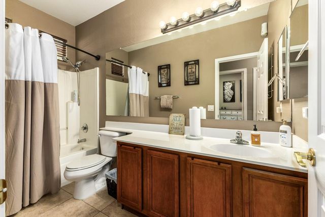 1817 E Beautiful Lane, Phoenix, AZ 85042