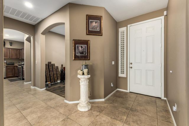 1817 E Beautiful Lane, Phoenix, AZ 85042