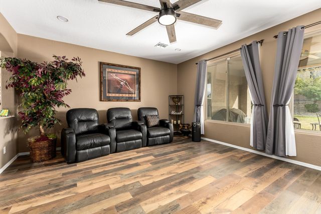 1817 E Beautiful Lane, Phoenix, AZ 85042