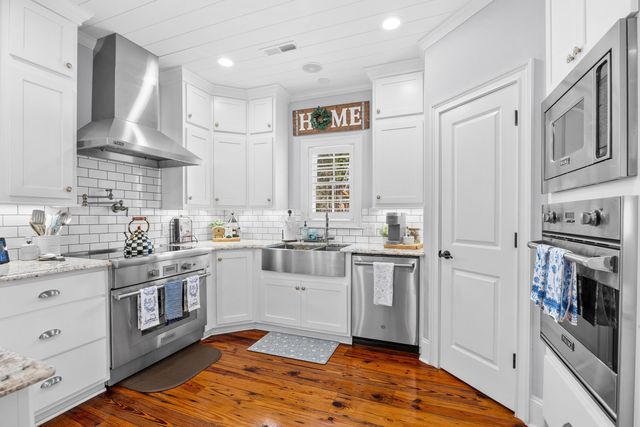 6 Caleb Ct., Murrells Inlet, SC 29576